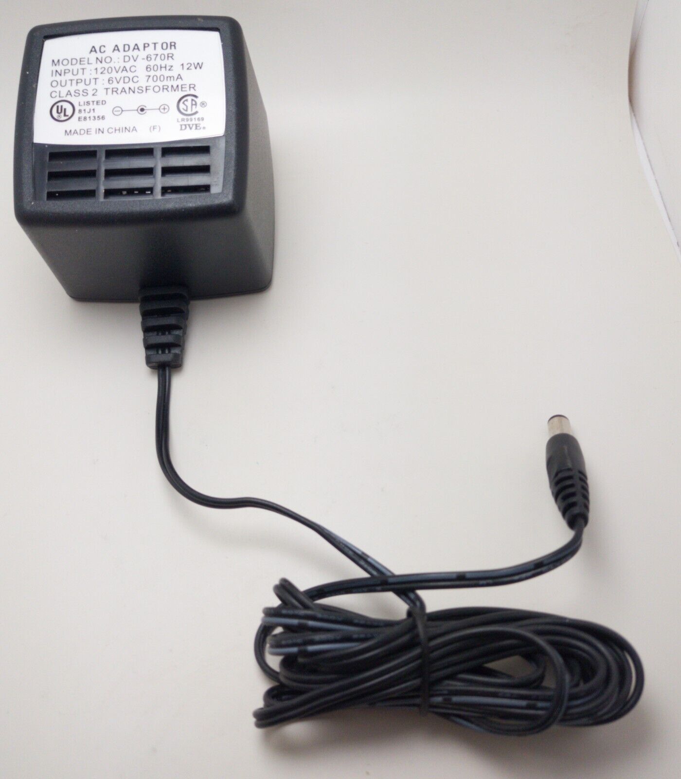 *Brand NEW*In 120V Out 6VDC 700mA AC-DC Adapter DVE Model No: DV-670R TESTED Working Power Supply